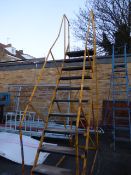 Mobile Warehouse Step