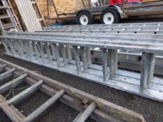 *Clima 27 Rung Triple Extending Ladder