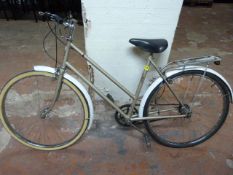 Hercules Cycles Ladies Traditional Cycle - Silver