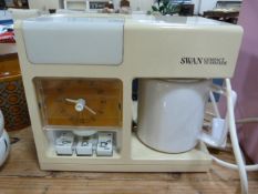 Swan Compact Teas maid