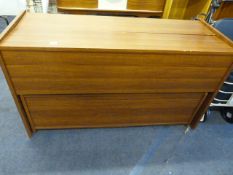 Knitting Machine Cabinet