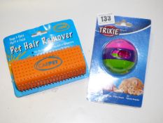 *Trixie Activity Snack Ball for Cats & Pet Hair Remover