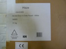 *HAZE WHITE BI-FOLD DOOR & SIDE PA  RRP:369.00