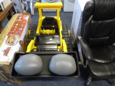 *Kidtrax Cat Bulldozer