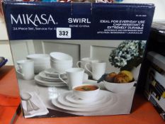 *Mikasa Bone China 24 Piece Dinner Set