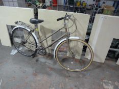 Lady's Traditional Hercules Cycle (Gold & White)