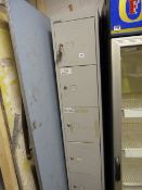 Bisley Bank of 6 Cubicle Lockers