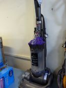 *Dyson DC33 Animal Upright Vacuum Cleaner