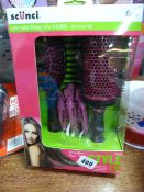 *Scunci Hairbrush Set