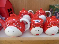 3 Teapots & 2 Sugar Basins