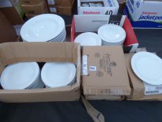 95 Art De Cuisine Circular Dinner Plates & Side Plates