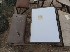 Single Person Potting Station