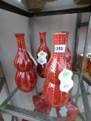 4 Vases