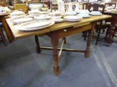 Oak Art Deco Dining Table