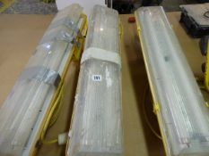 3 Fluorescent 110 Volt Work Lamps