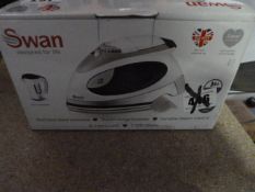 *Swan Travel Iron with Pouch