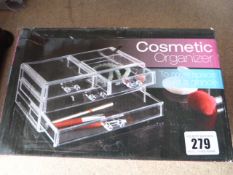 *Cosmetic Organiser