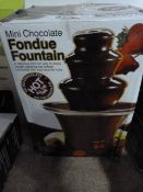 *Mini Chocolate Fondue Fountain