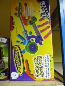 *Ozbozz My First Scooter 4 Wheels - To 3 To 2