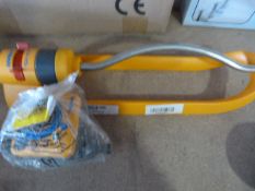 *Hoselock Aqua Storm Sprinkler & Hoselock Pro Watering Kit