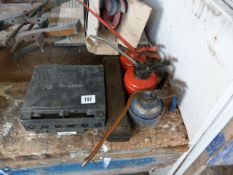 *Oil Stone & 3 Oil Cans