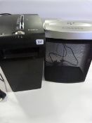 *2 Paper Shredders