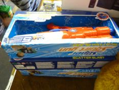 3 Boxed Super Squirt Guns