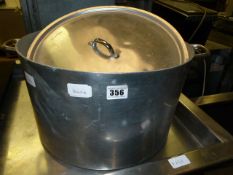 Aluminium Lidded Pan