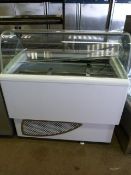 *Interlevin Carisma Ice Cream Display Freezer with Curved Glass top