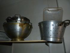 Aluminium & Stainless Steel Coulinders etc