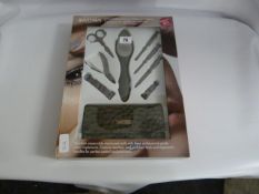 *Setina Manicure / Pedicure Set