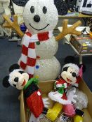*Disney Mickey & Minnie Christmas Display