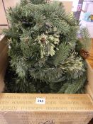 *Pre Lit 9ft Christmas Garland