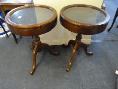 2 Circular Display Tables