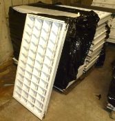 Pallet of 20 no 1200 x 600 modular suspended ceiling light fittings