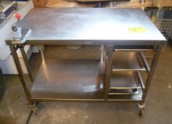 1.2 mobile prep stainless steel table with tray section and tin opener