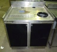900 x 750mm soft drink unit stand