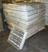 Pallet of 33 no. 600 x 600 suspended ceiling light fittings, modular low energy