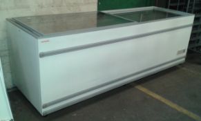 2.5m long  AHT chest freezer