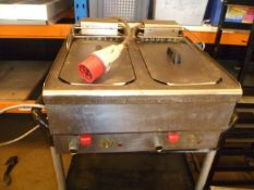 Double table top fryer, 3 phase