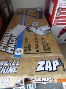 *2 Pinball Machines & Trainset