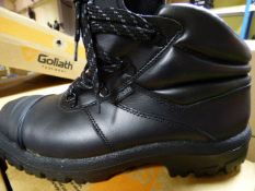 *Pair of Goliath Foot Wear - Black Chukka Boots Size 10
