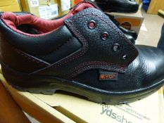 *Pair of YBS Safety Shoes Size 42