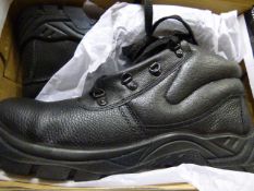 *Pair of Warrior Black Chukka Boots (Size 12)