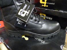 *Pair of Grafters Black Lace Up Safety Boots Size 8