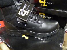 *Pair of Grafters Black Lace Up Safety Boots Size 8