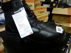 *Pair of Grafters Black Lace Up Safety Boots Size 9