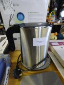 *HOTPOINT DIGITAL KETTLE