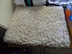 *CLOUD 9 ACCENT RUG