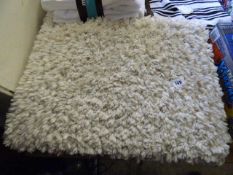 *CLOUD 9 ACCENT RUG